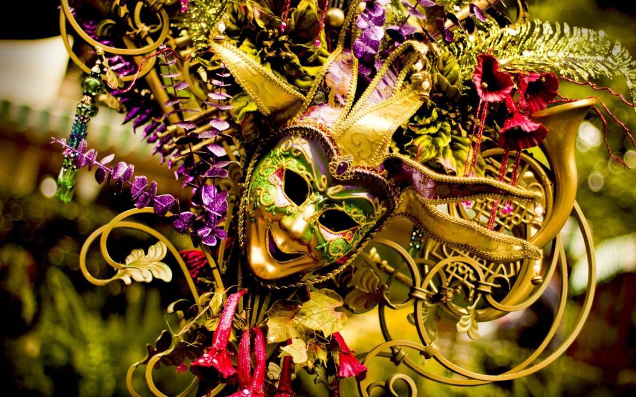The Mardi Gras House Bed & Breakfast Мобил Екстериор снимка